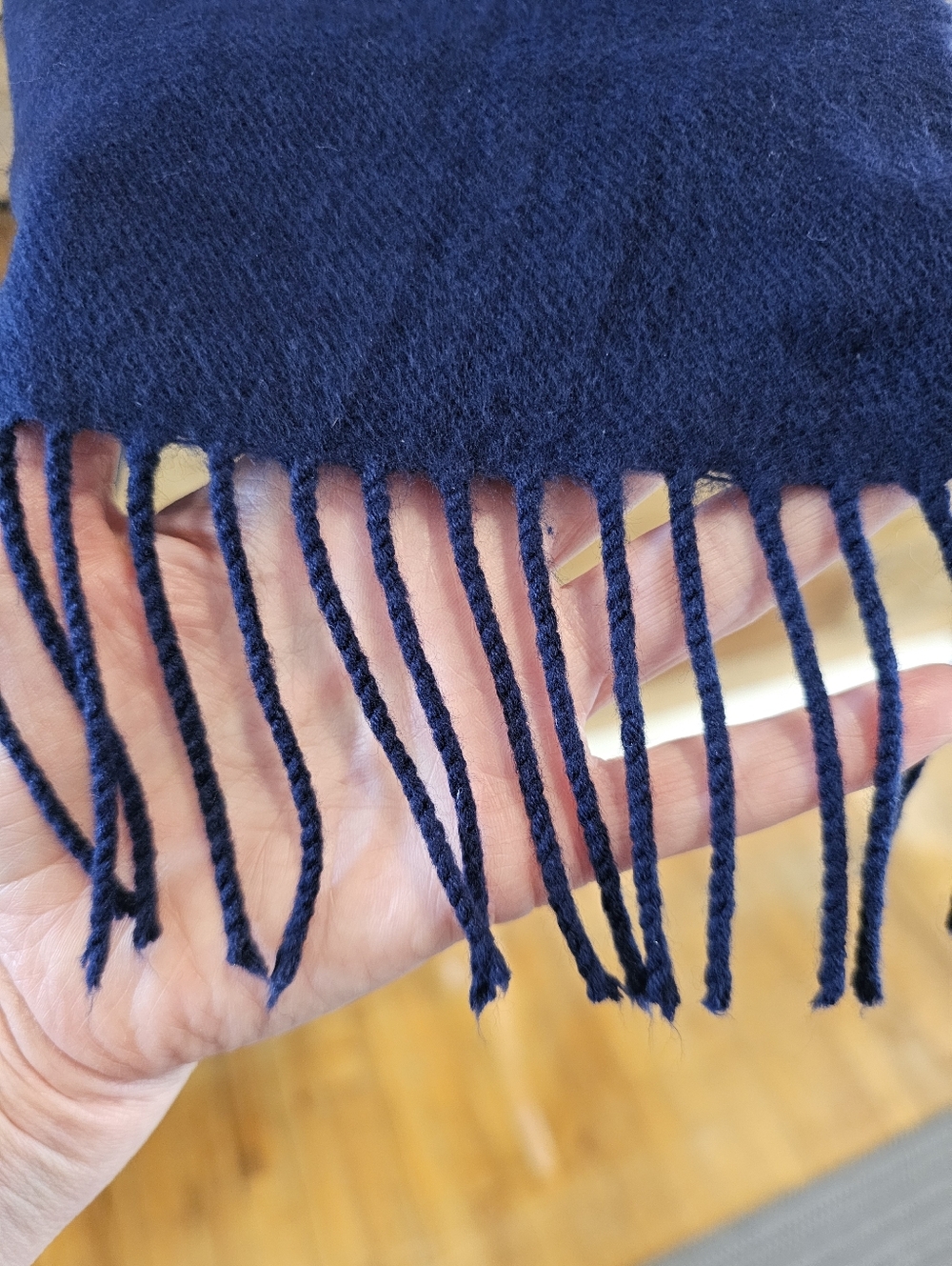 🐕 Classic Navy Fringe Scarf 🐕 - Picture 4 of 4